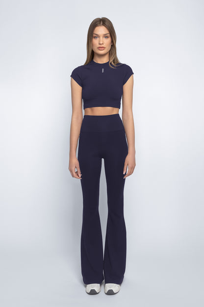 D.N.A SOFT Flare Leggings