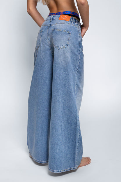 D.N.A Baggy Denim Jeans