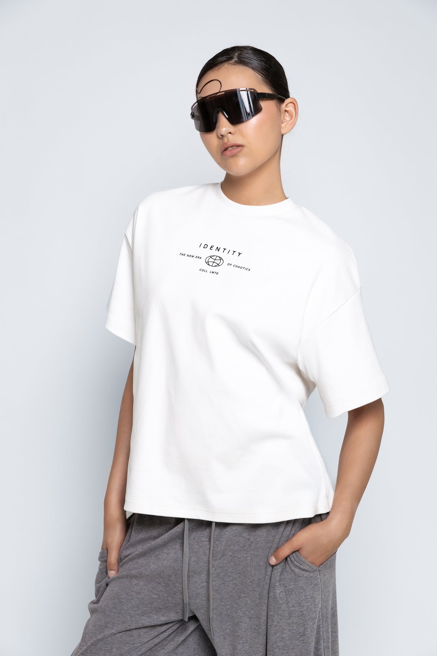 D.N.A Oversize Tričko CHAOS IDENTITY BACK